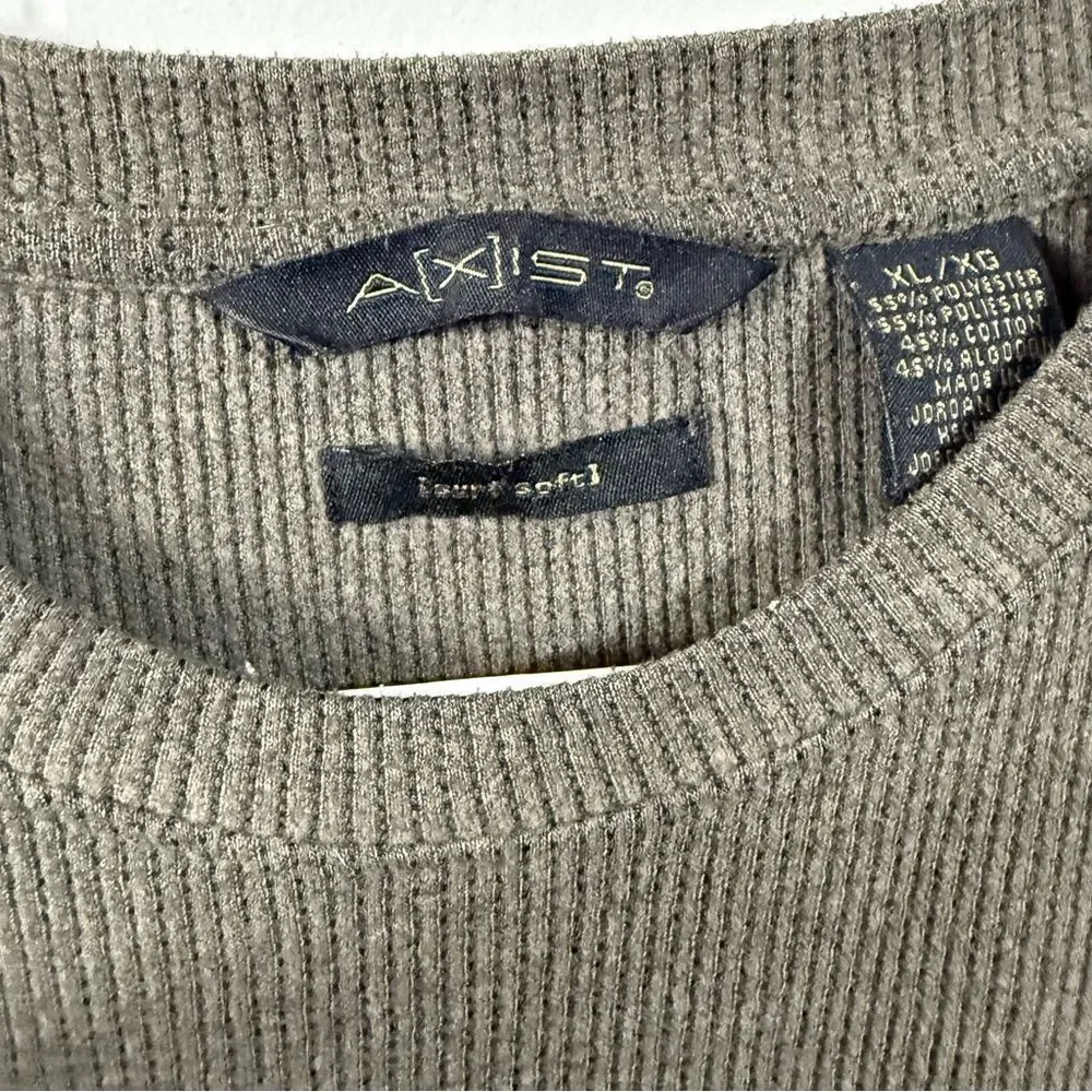 AXIST Ribbed Knit Sweater‎